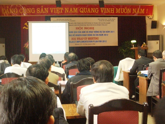 Dự án phát triển giáo viên THPT TCCN có tác động bền vững tới hệ thống giáo dục